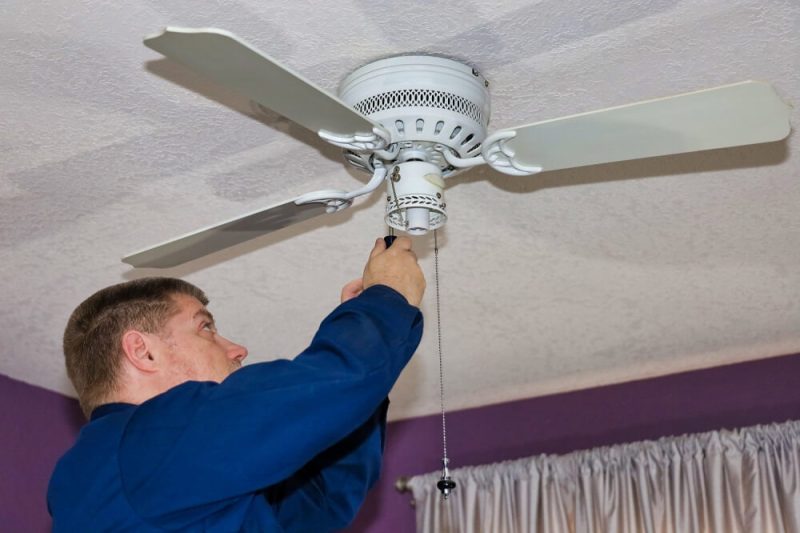 How much does it cost to install a ceiling fan